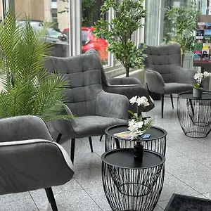 Mirage Zentrum Штутгарт